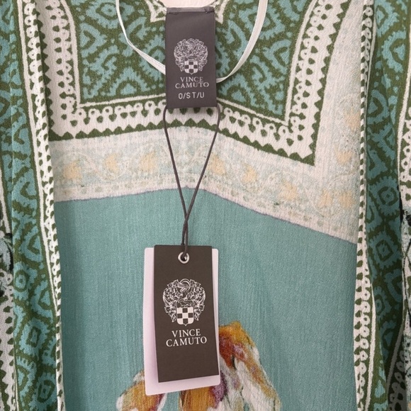 NWT Vince Camuto Tropical Bloom Topper Ruana Blue Floral Tassel Detail Cover Up - Picture 4 of 5